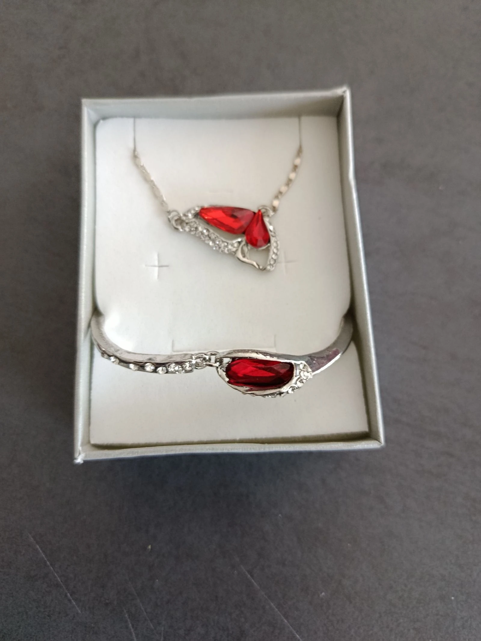 Collier papillon et bracelet plaqué argent 